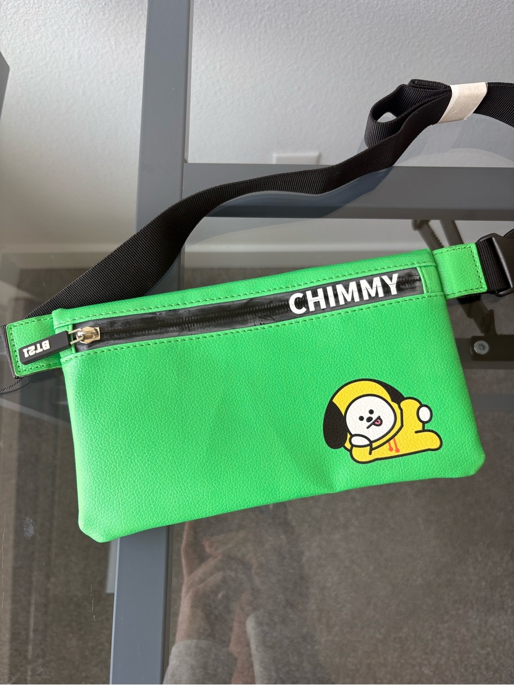 *NWT* Chimmy BT21 Line Friends Green Sling Bag/Crossbody